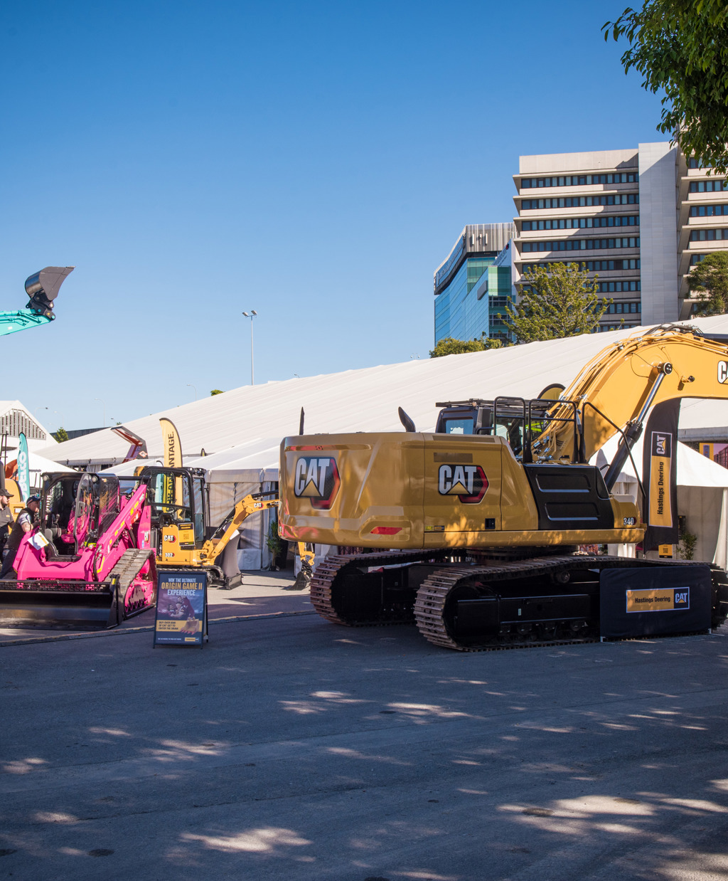 Heavy Machinery & Equipment 2023 1